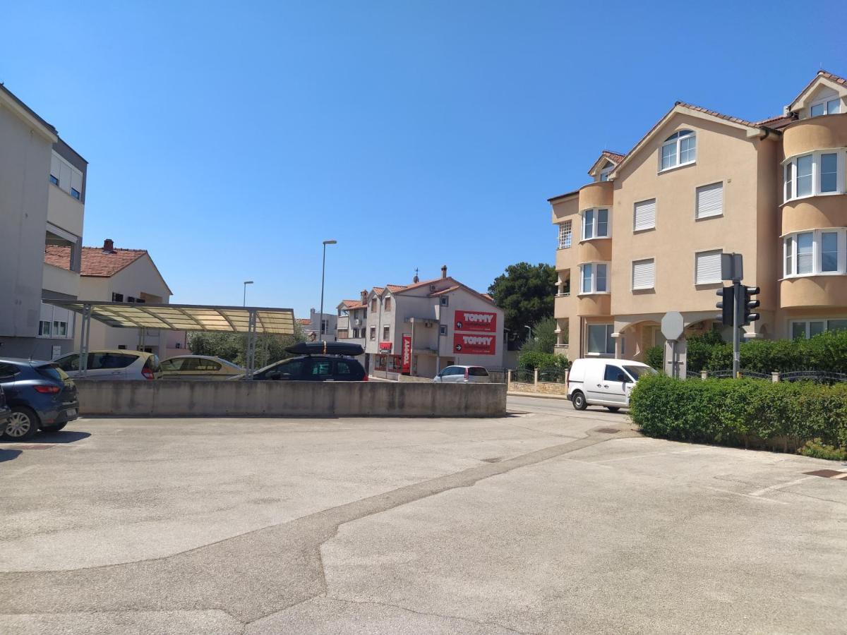 Apartman Miriam Zara Esterno foto