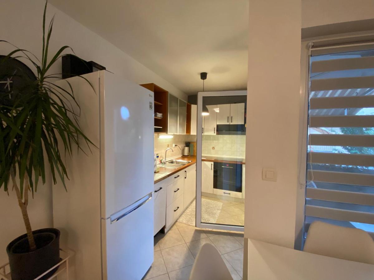 Apartman Miriam Zara Esterno foto