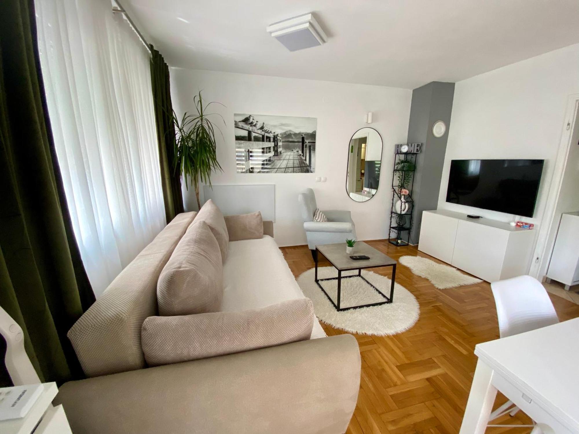 Apartman Miriam Zara Esterno foto